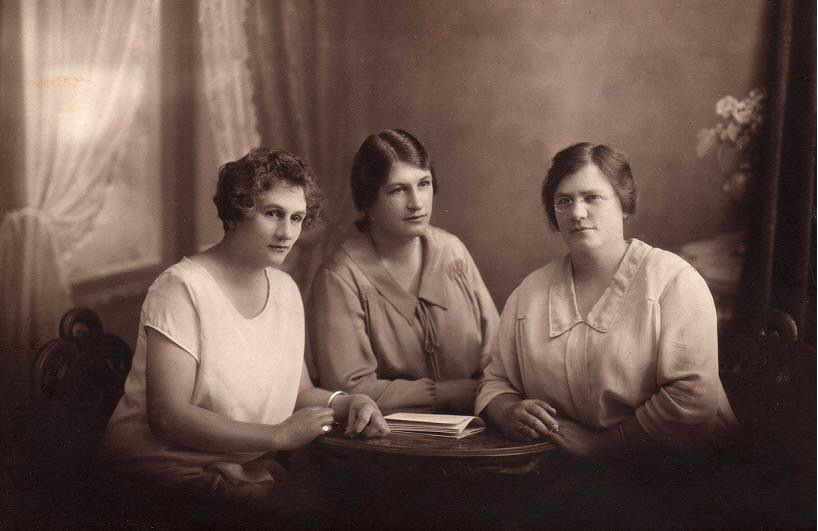 daughters of CFWL